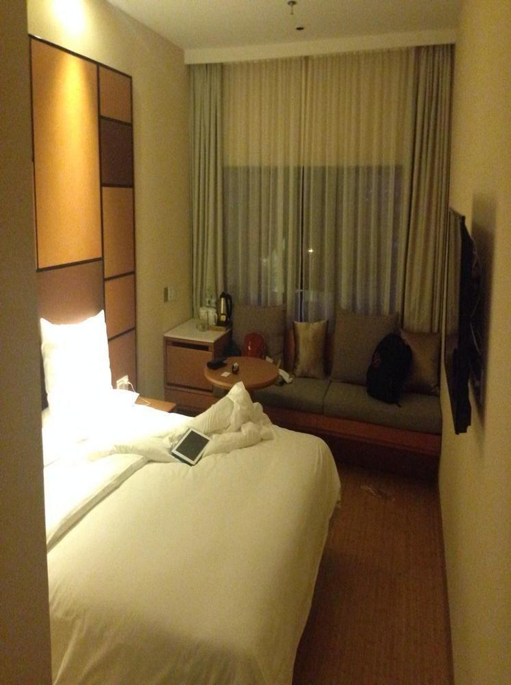 All Season Kunming Zhengyifang Pedestrian Street Hotel Extérieur photo